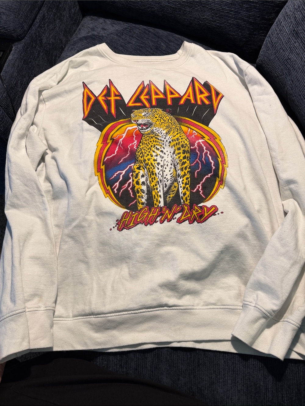 Def Leppard White Graphic Crewneck Sweater - High 'N' Dry Leopard